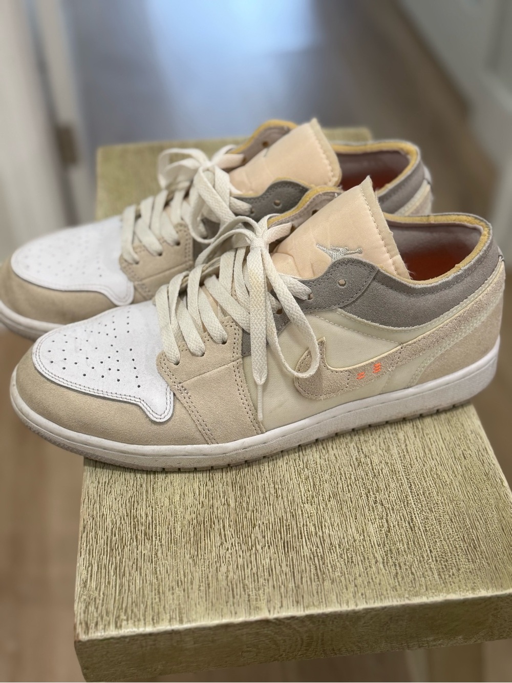 Air Jordan 1 Inside Out white/phantom